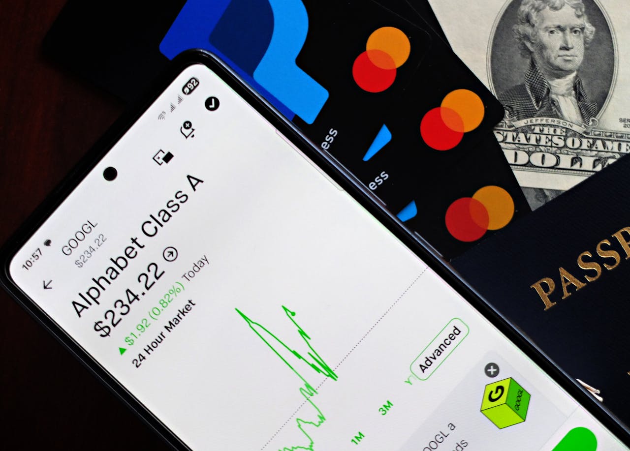 financial-growth-with-stocks-cards-and-currency-33785778